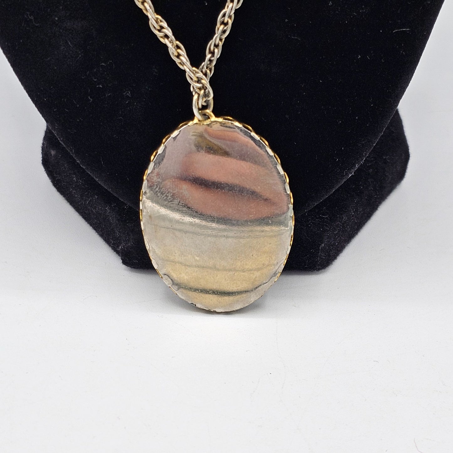 Vintage Oval Porcelian Cameo Mother Child Baby Pendant Necklace Chain