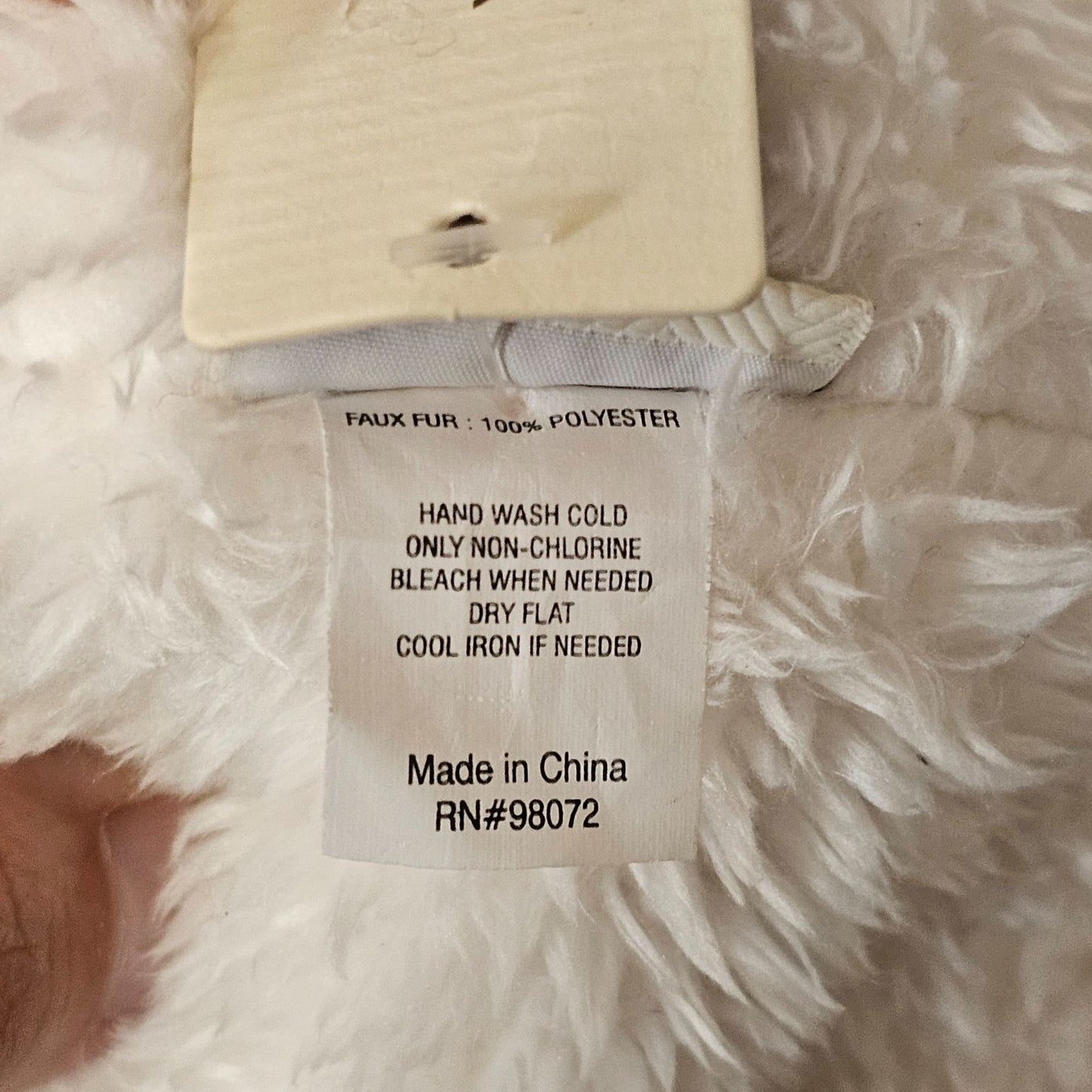 Sonoma Life + Style Fluffy Cozy Faux Fur Infinity Scarf Cream One Size