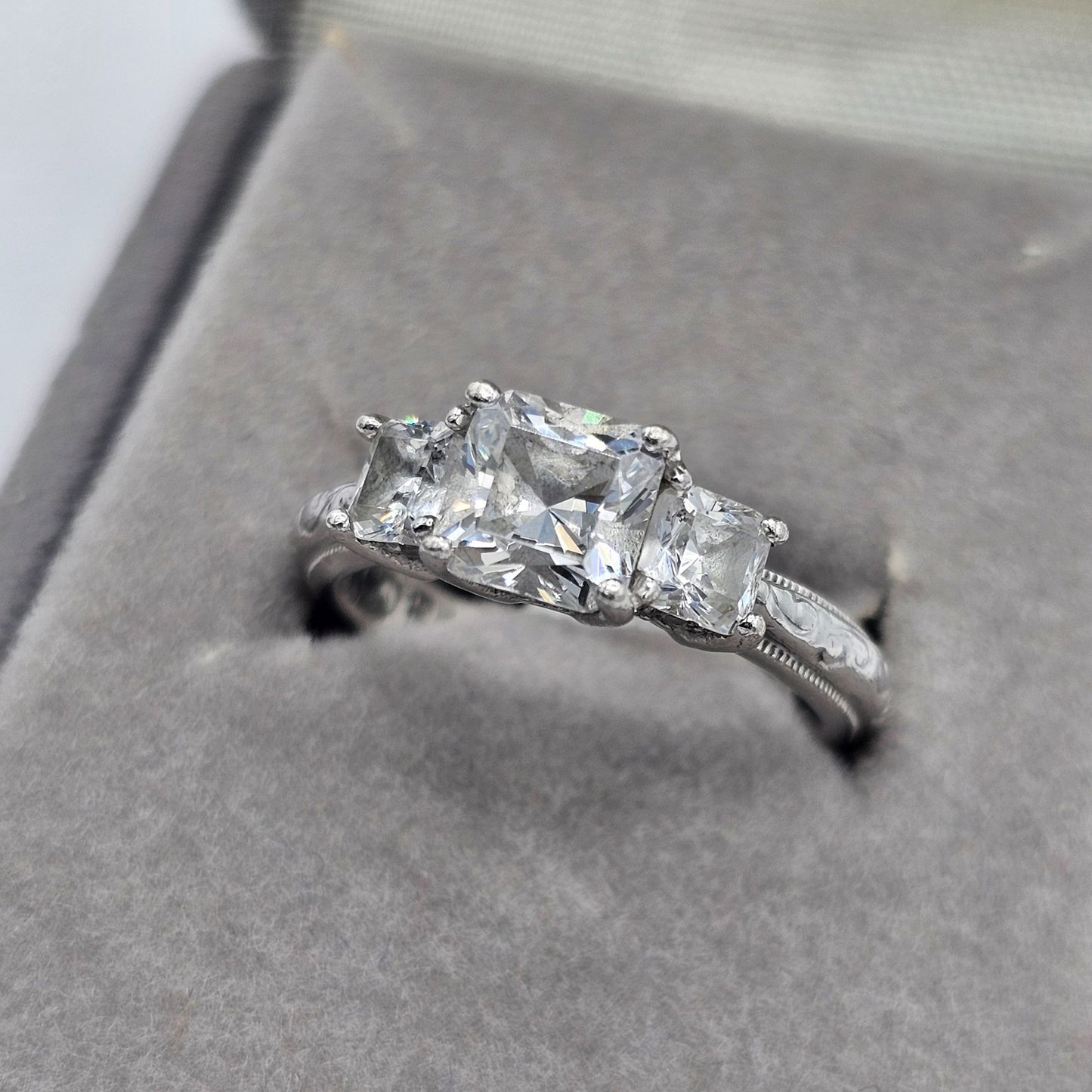 Tacori 925 Sterling Silver 3 Stone Princess CZ Engagement Ring Engraved Band