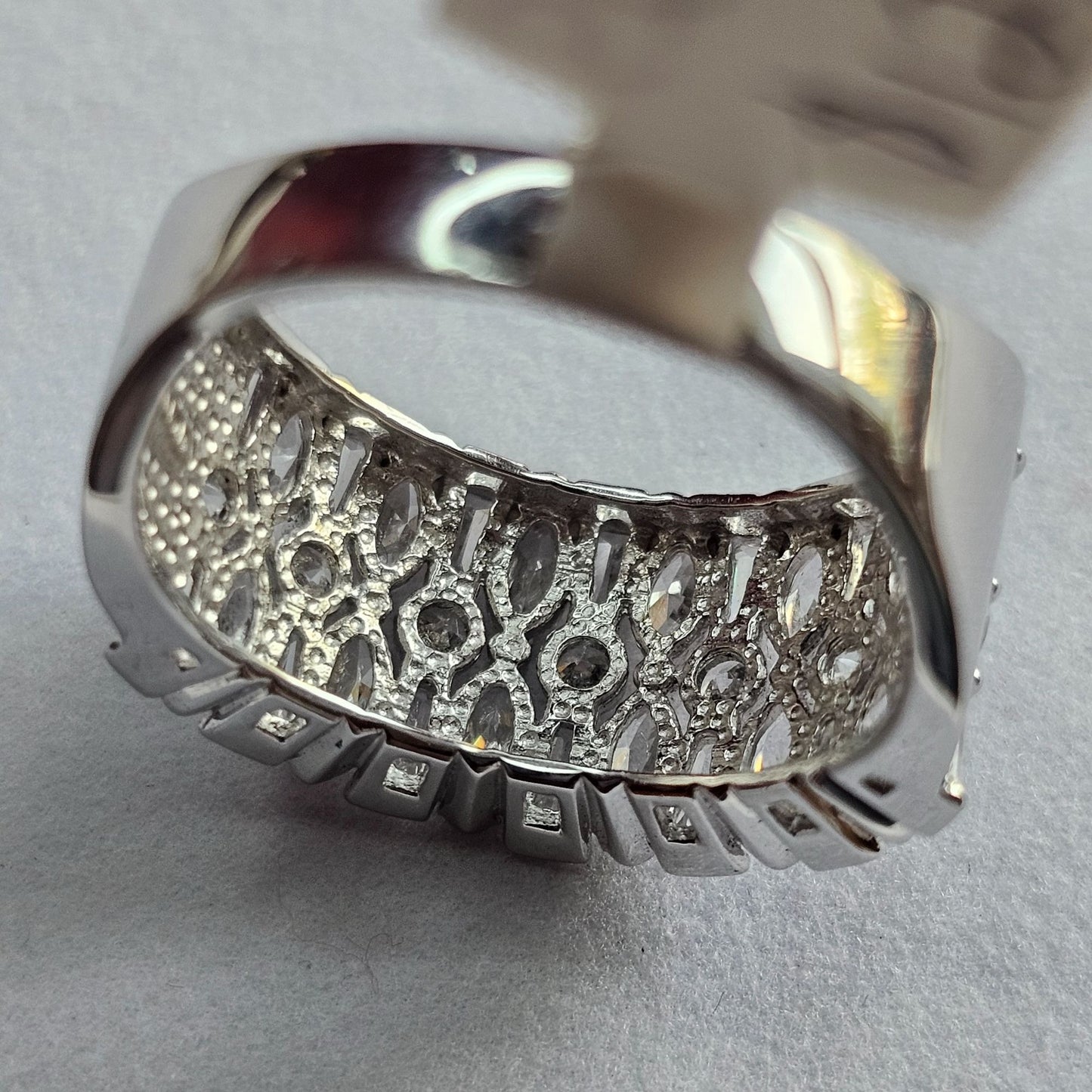 Sterling Silver Cubic Zirconia Statement Ring Size 9 Wide Band Design Elegant