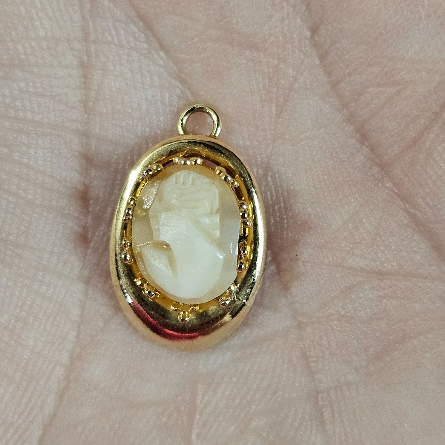 Gold Cameo Pendant 10kt Antique Woman's Profile Oval Carved Shell