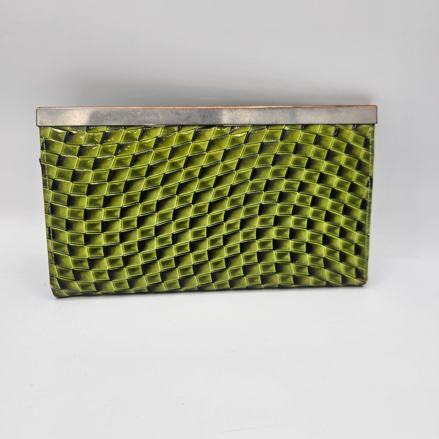 Vintage Green Woven Clutch Purse With Silver Frame & Clasp Closure