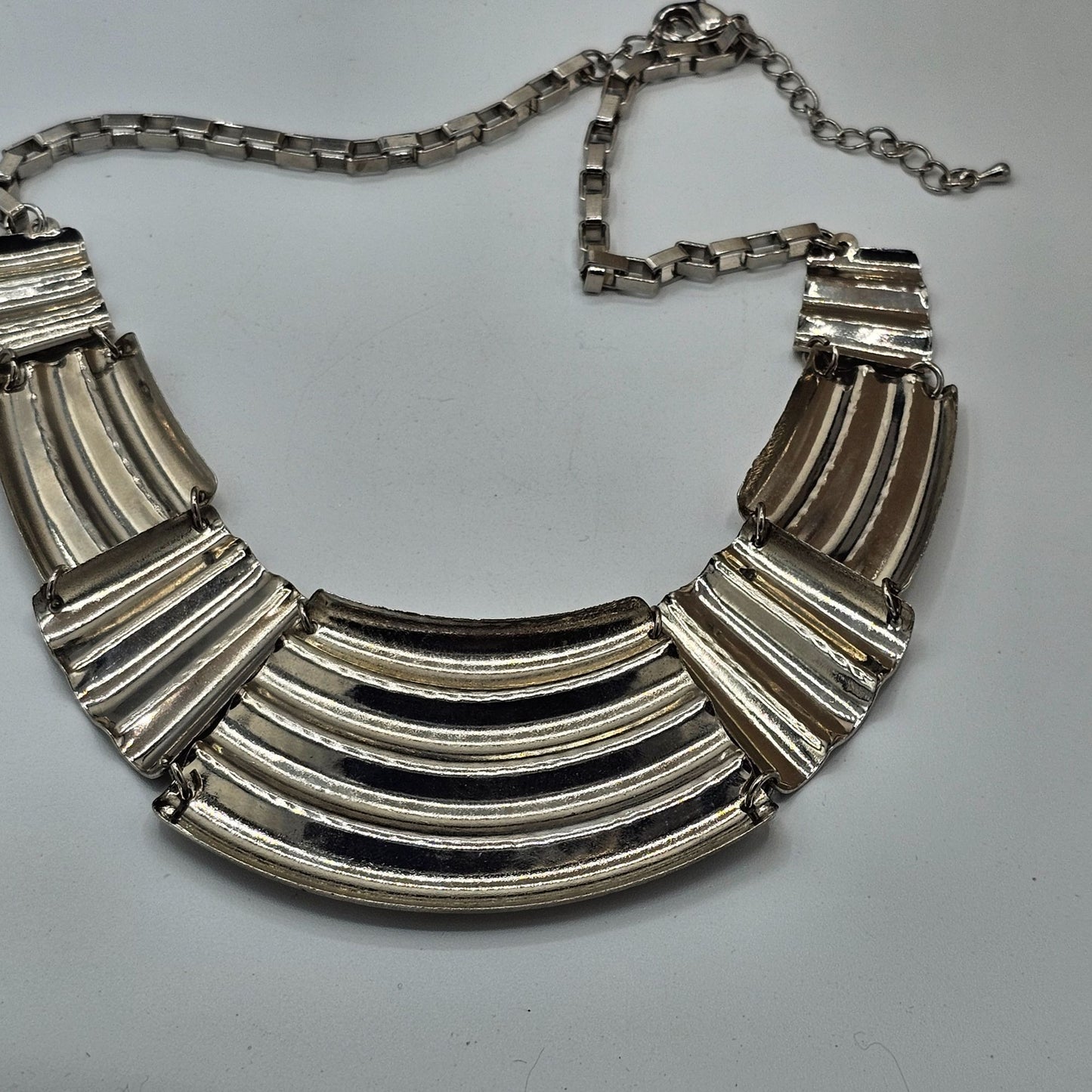 Silver-tone Huge Hammered Metal Plate Revival Necklace Collar Bib