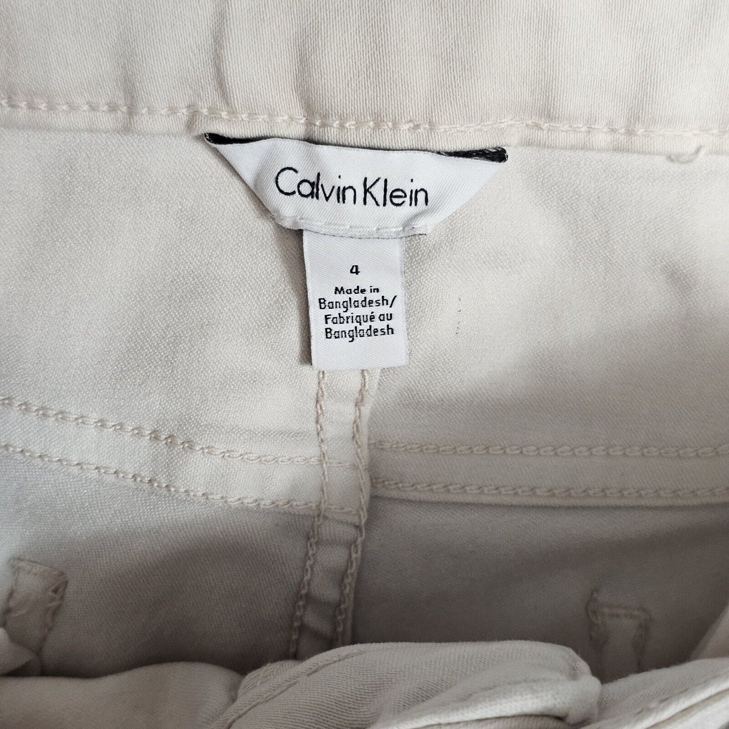 Calvin Klein Women's Skinny Jeans Size 4 Off White Tapered Leg Embellished Front