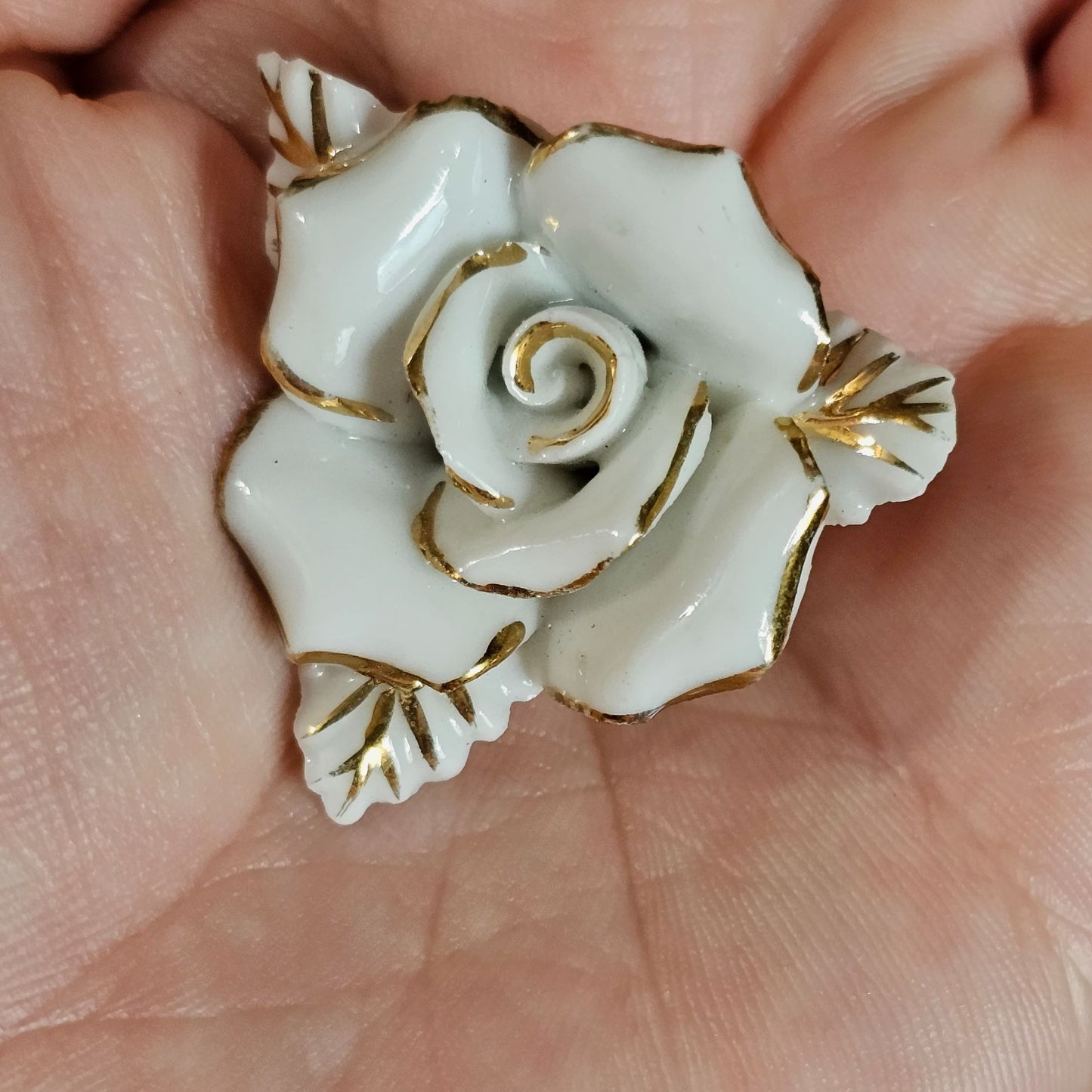 White 3D Cut Enamel Porcelain Rose Brooch Vintage Gold-tone Trim