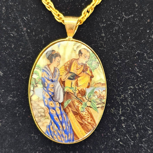 Vintage Gold-tone Oriental Couple Porcelain Cameo Necklace