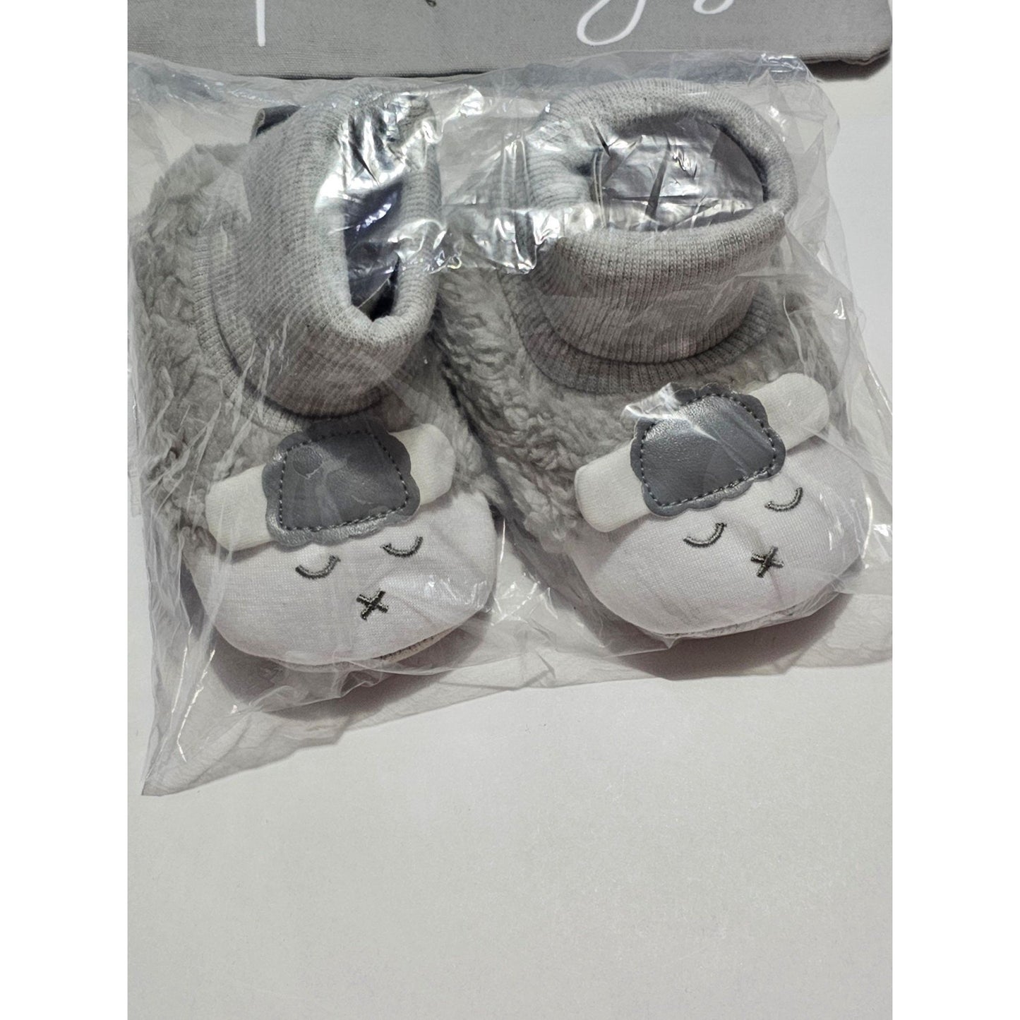 Accessories from The Belly Box Bundle Booties and Bag Grey