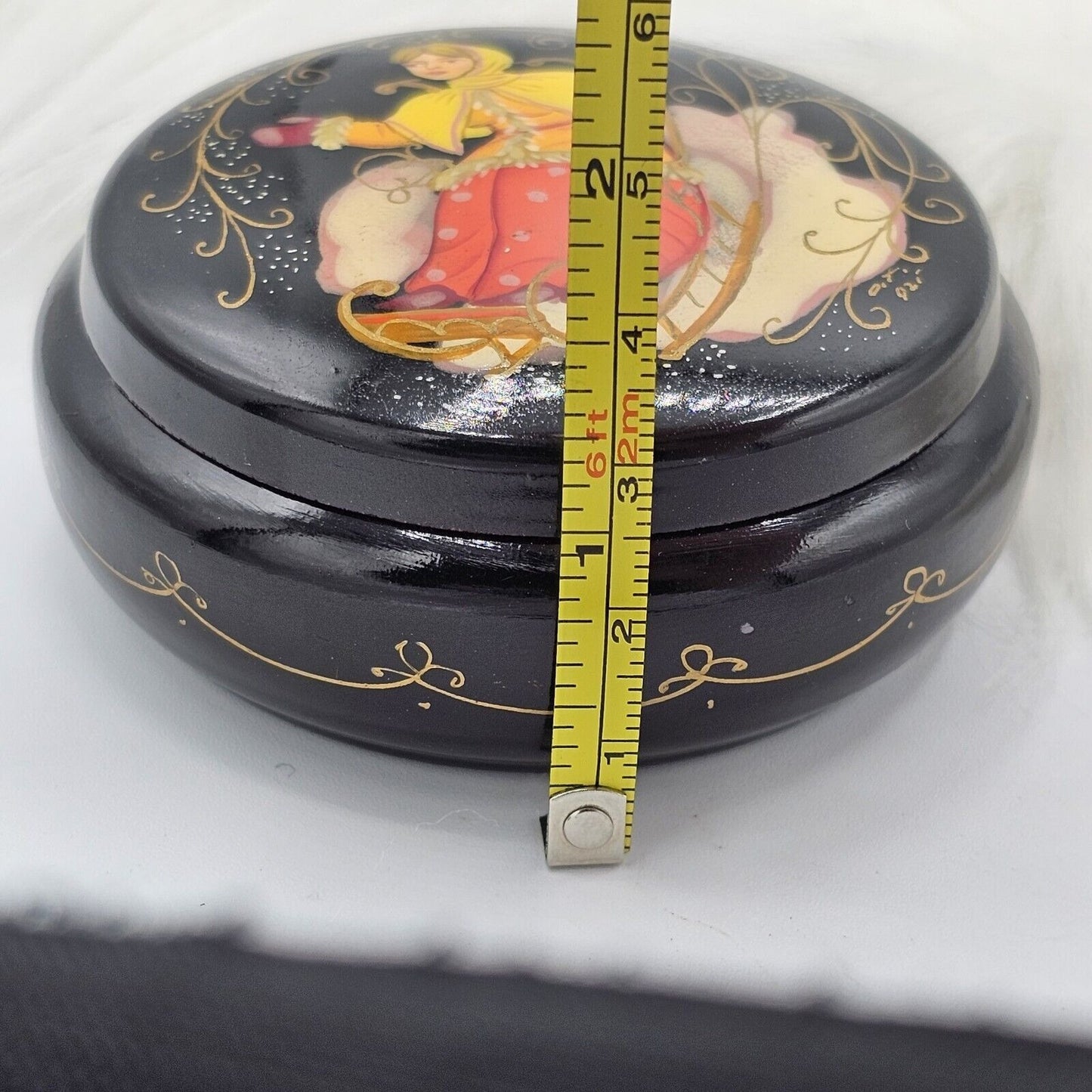 Russian Vintage Lacquer Round Trinket Box Hand Painted Fairy Tale Lady Sleigh