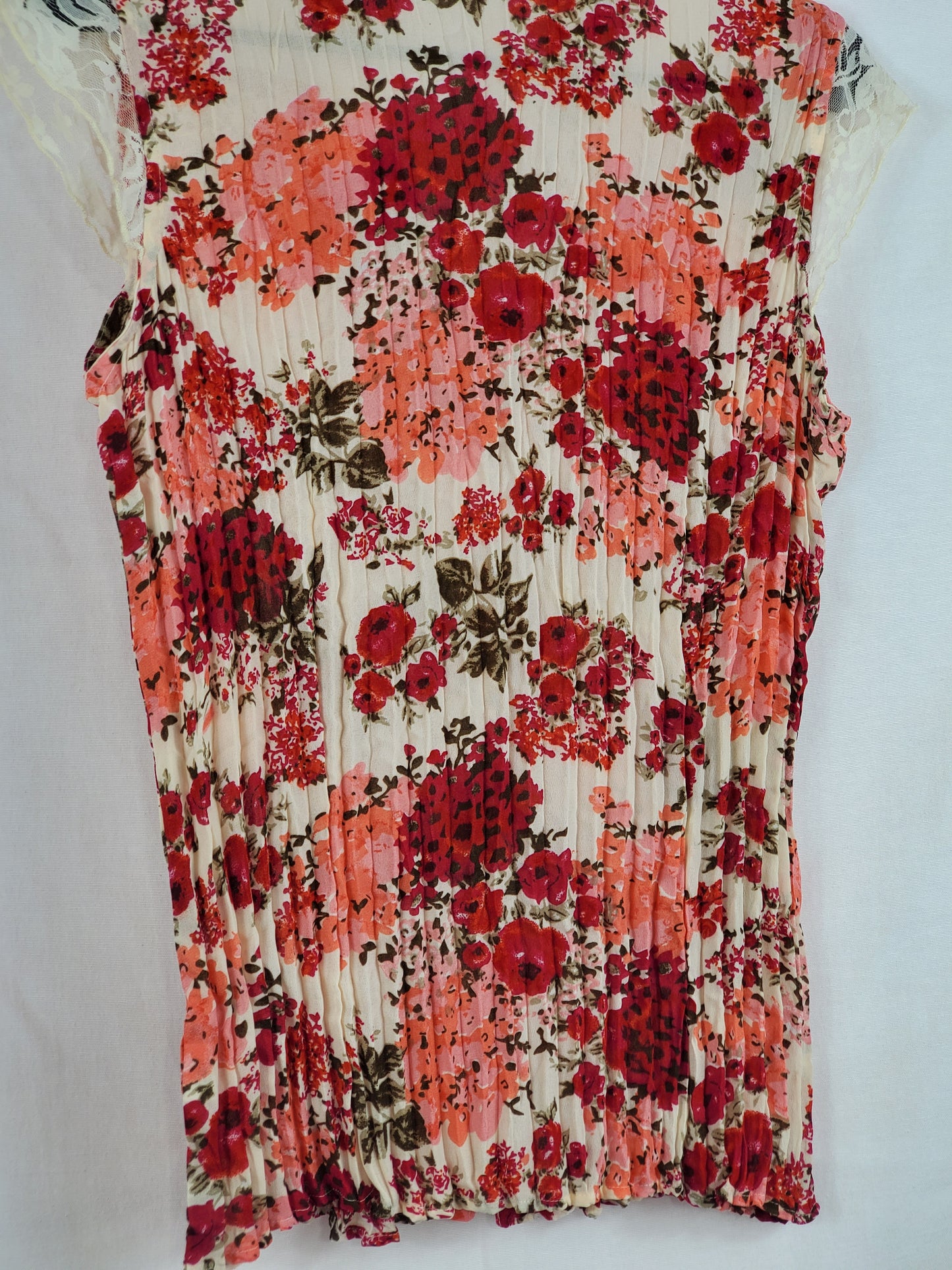 Notations Red Pink Floral Ruffled Lace Blouse Size M