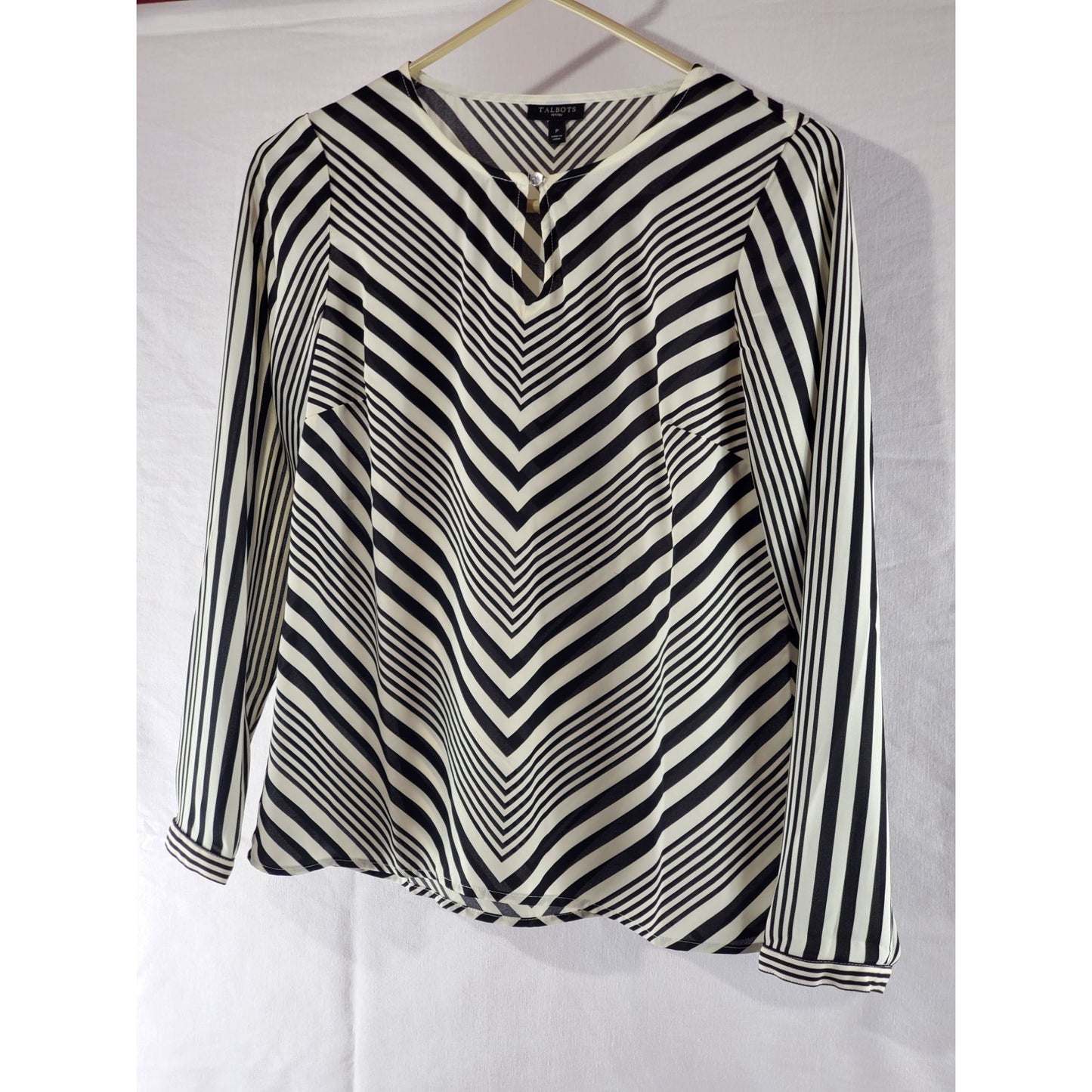 Talbots Petite Black White Chevron Striped Round Button Neck Blouse Size S