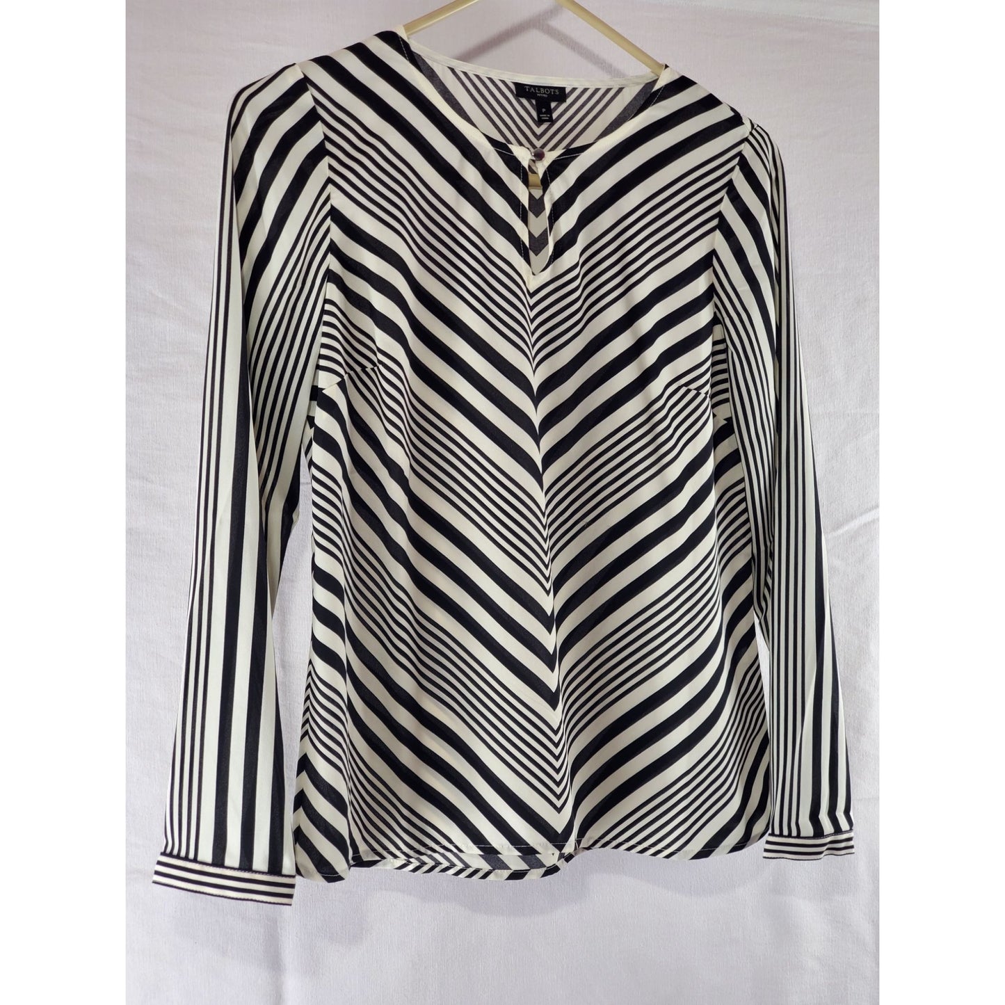 Talbots Petite Black White Chevron Striped Round Button Neck Blouse Size S