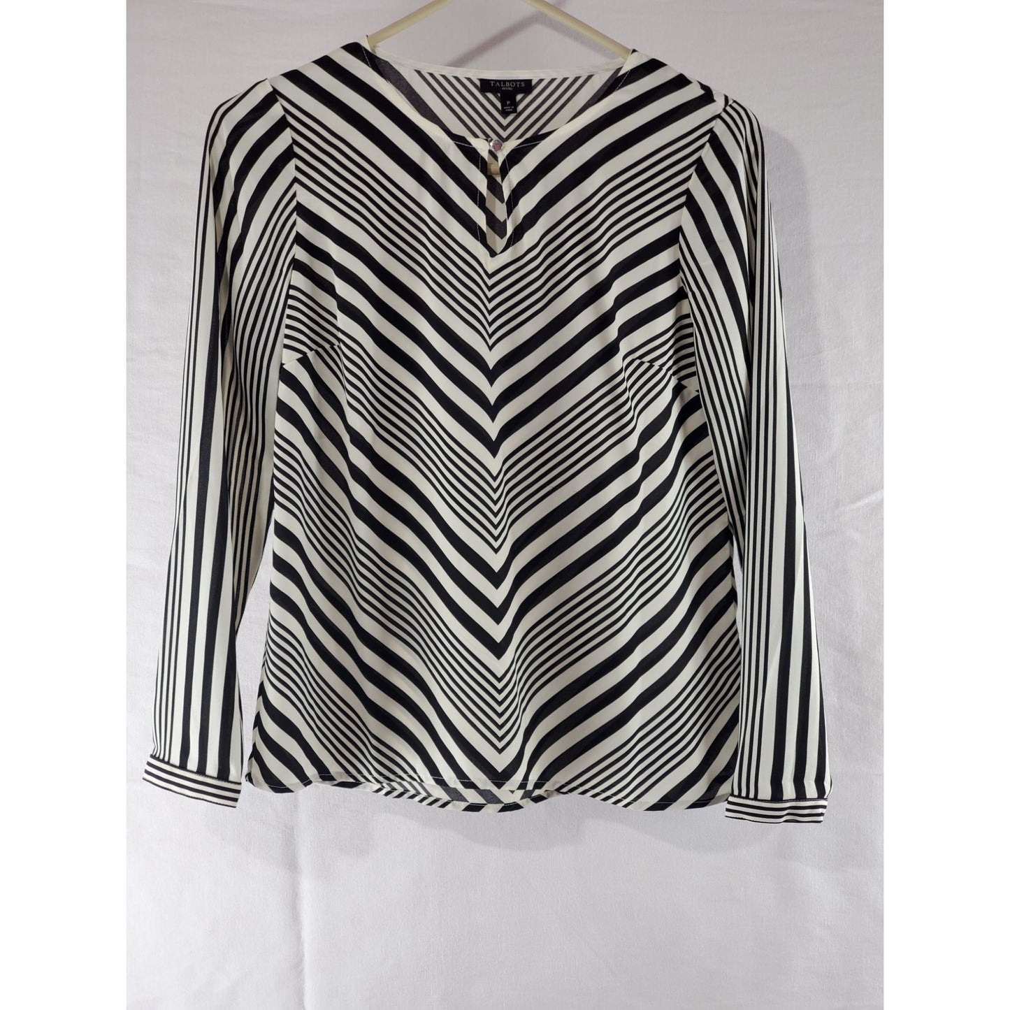 Talbots Petite Black White Chevron Striped Round Button Neck Blouse Size S